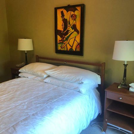 Huron River Guest House 安娜堡 外观 照片